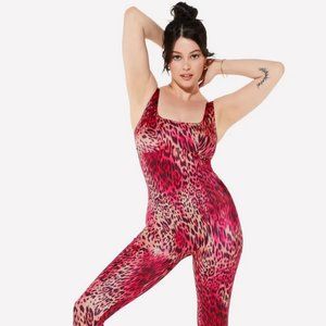 Fabletics Headliner Shaping Catsuit Medium NWT